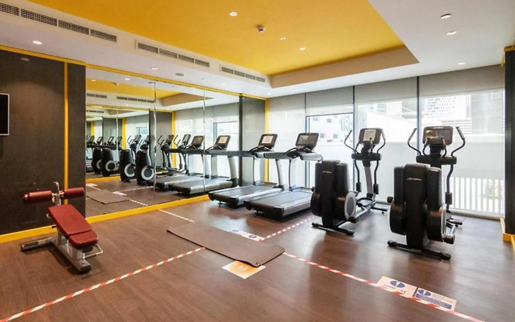 Livbnb Suites - Bright 1 Bedroom Suite In Merano Tower Dubai United Arab Emirates